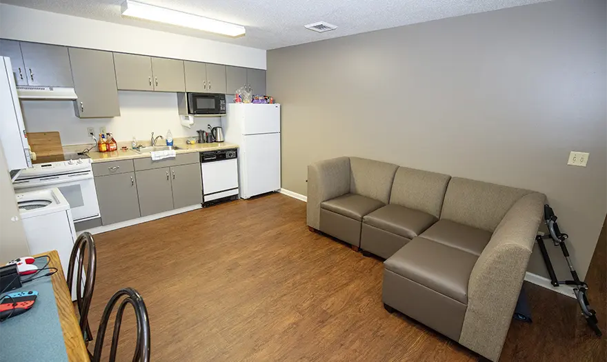 Bryce Lawn living room and kitchen