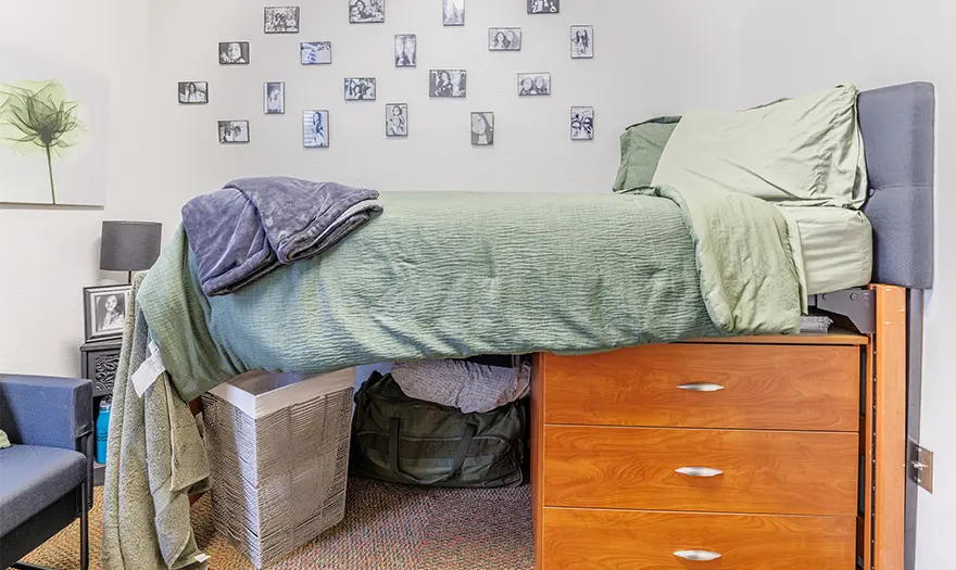 UA Lakeside decorated bedroom