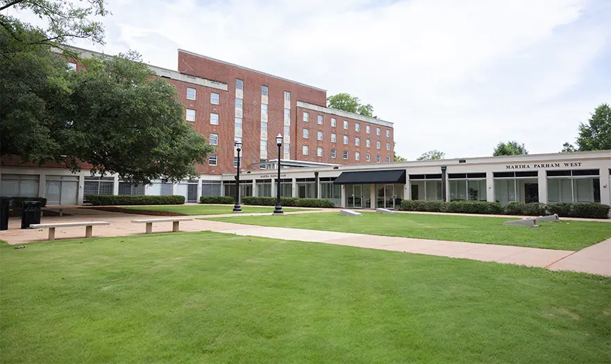 Courtyard between Parham East and Parham West