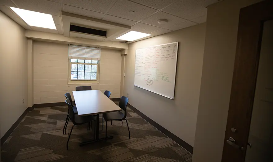 Paty hall study room