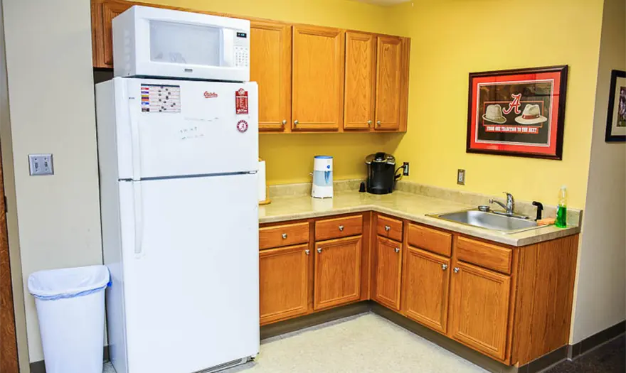 Ridgecrest South suite kitchen
